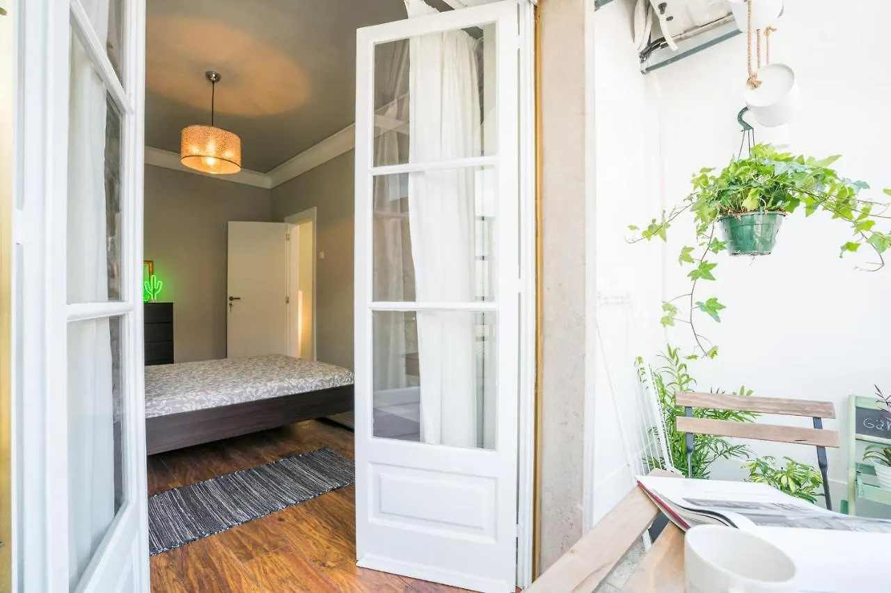 Fonte Luminosa - Great Location Apartment Lisbon