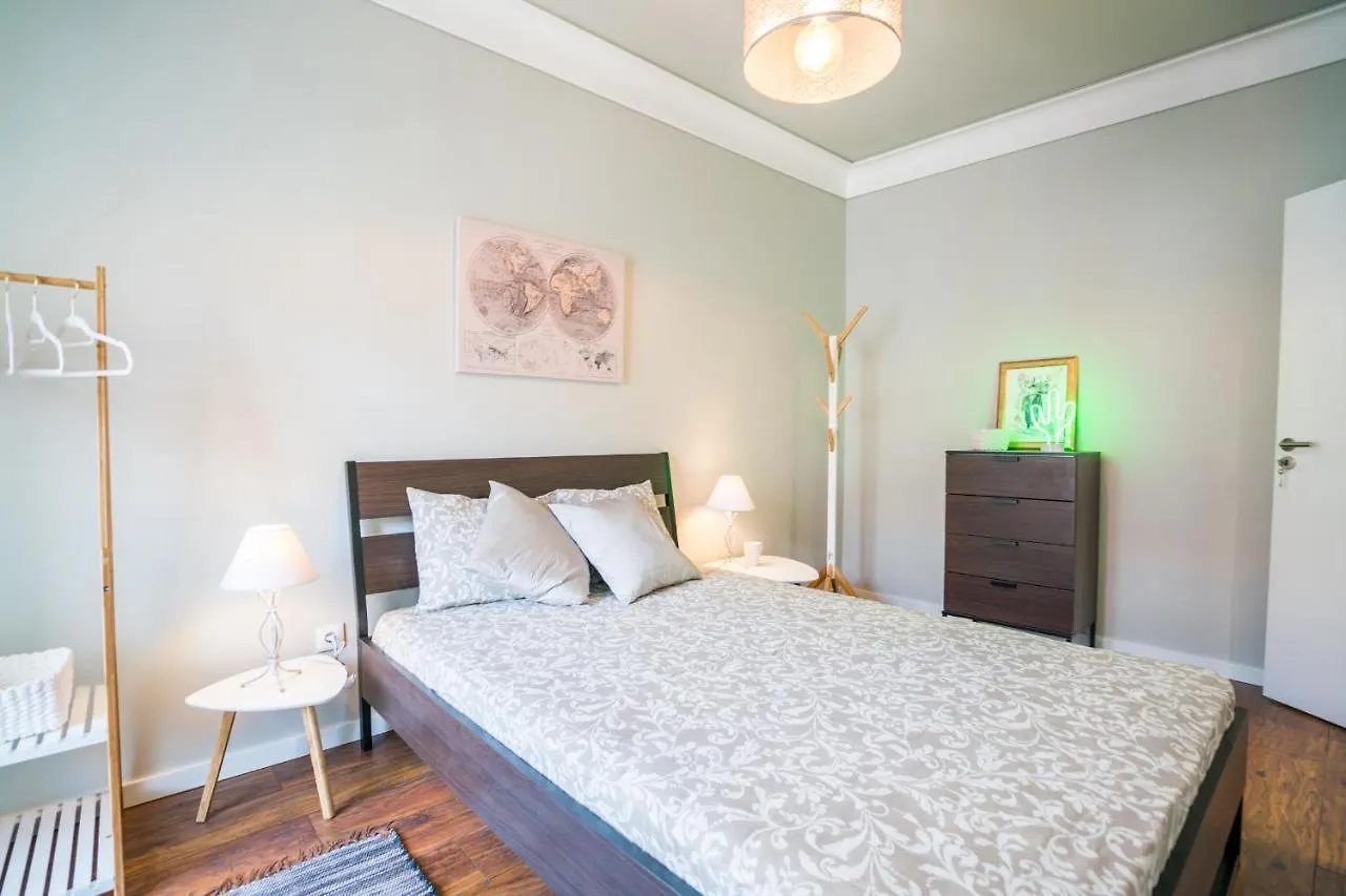 Fonte Luminosa - Great Location Apartment Lisbon Portugal